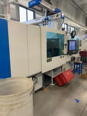 2014 KRAUSS MAFFEI KM230-750 AX Horizontal Plastic Injection Molding Machines | JYC MACHINERY (1)
