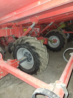 Used _UNKNOWN_ _UNKNOWN_ Planters Idaho US | Tri-Steel Manufacturing #1557057