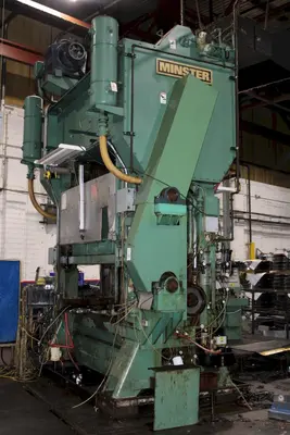 USED 1997 MINSTER 400 TON SSDC PRESS