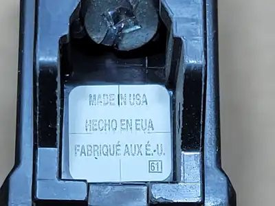 USED SCHNEIDER ELECTRIC CHOM115