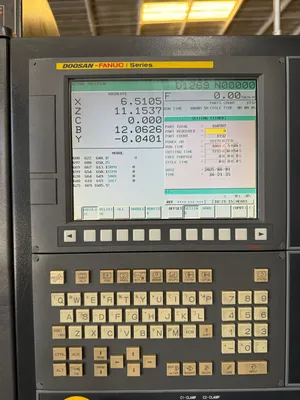 2015 DOOSAN Lynx 220 LSYC 5-Axis or more CNC Lathe Turning Center | SNL Machine Trader LLC (4)