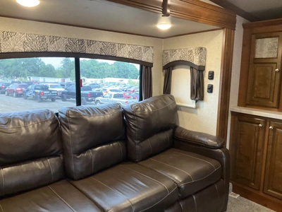 Used 2017 BIGHORN 39FL Campers, Caravans, Motorhomes Michigan US | Miedema Asset Management Group #1406910