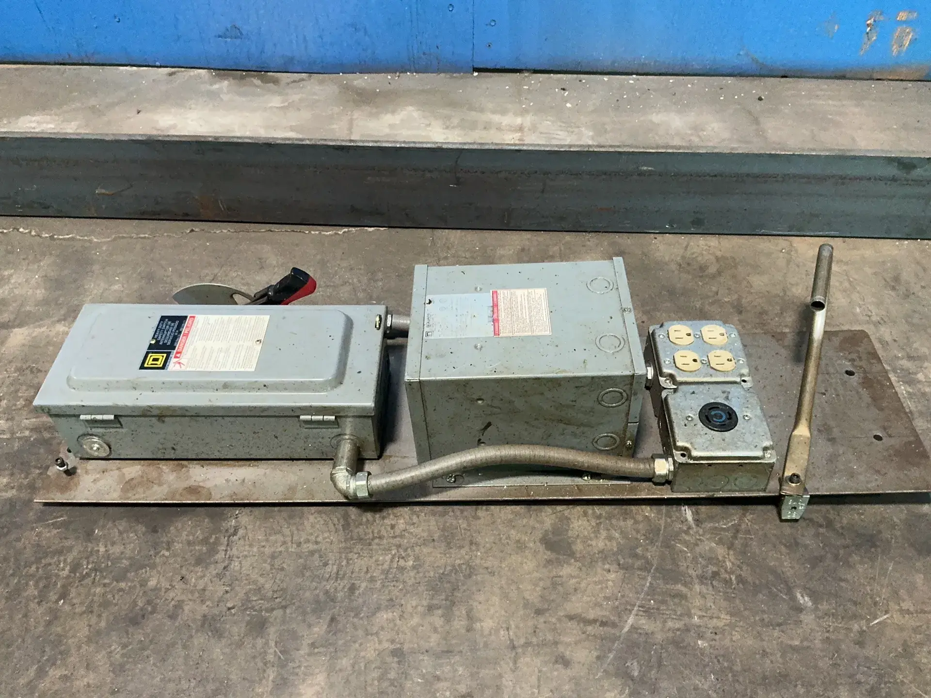 Used _UNKNOWN_ _UNKNOWN_ Switchgears Ohio US | HGR 24 #1358150