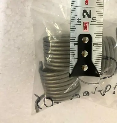 SPRING DOOR BAR VAC018168-01