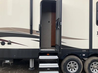 Used 2017 BIGHORN 39FL Campers, Caravans, Motorhomes Michigan US | Miedema Asset Management Group #1406910