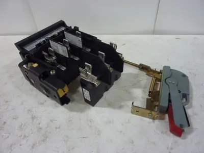 USED ALLEN BRADLEY 1494V-DS30 SER A