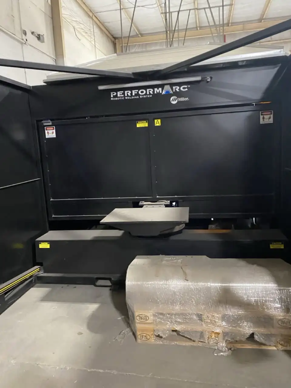 USED 2021 MILLER PERFORMARC PA1500SW