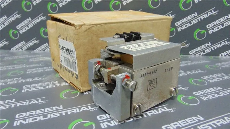 Bailey Controls 5327449R2 Valve Positioner Torque Motor New NIB