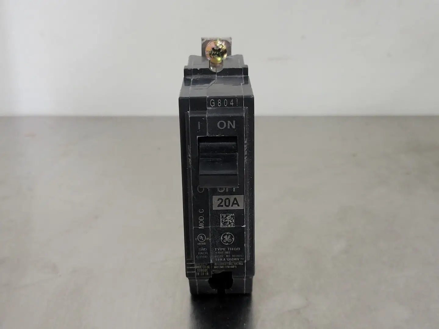Used GENERAL ELECTRIC THQB120 Switchgears British Columbia CA | Lenmark #241433