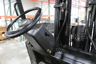 YALE GLC100MGNGAE085 Forklift Trucks | Levy Recovery Group (7)