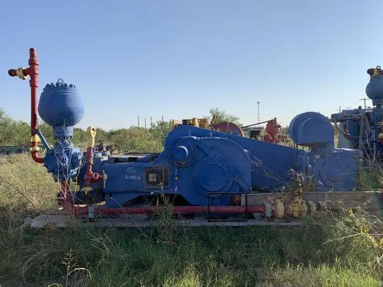 Used GARDNER DENVER PZ9 Pumps | Elliott Equipment Company #1048892