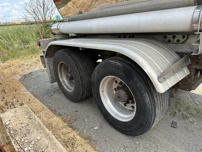 Used 2012 STAINLESS TANK & EQUIPMENT _UNKNOWN_ Tanker Trailers Indiana US | Lakeshore Equipment Sales #1546604