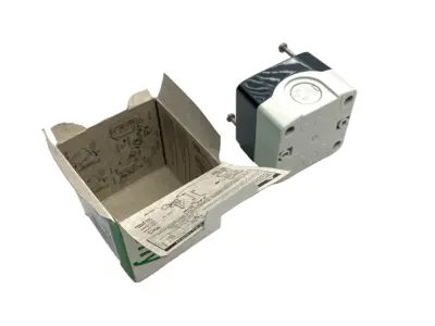 New | in-Stock Schneider Electric Empty Pushbutton Control Station 22mm Relays & Switches Michigan US | Maverick Industrial Sales #1401627