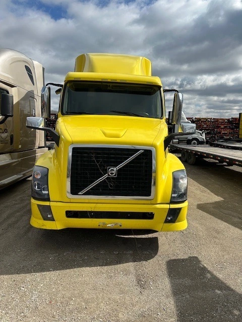 Used 2017 VOLVO VNL Miscellaneous Trucks/Trailers Indiana US | Revelation Machinery #787118