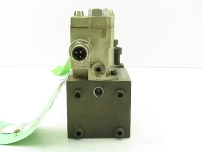 BOC Water Hydraulics Ross Solenoid Spool Valve Block 5 Port 2 Pos Pneumatic