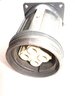 USED RUSSELL STOLL 7428 RECEPTACLE