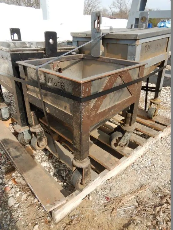 Used _UNKNOWN_ 5 CU. FT. Bins New Jersey US | Perry Equipment #118144
