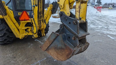 USED NEW HOLLAND 675E