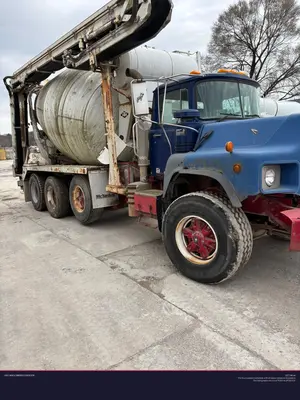 Used 2001 MACK DM690S CONVEYOR Concrete Mixer Trucks Pennsylvania US | Proxy Equipment #1378396
