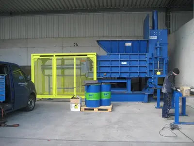 USED 2013 ATM SCRAP BALER 40X40