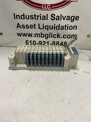 SMC EX260-SEN1 Ethernet/IP 13 Valve Manifold w/ (10) SY5201R-5U1 Valves