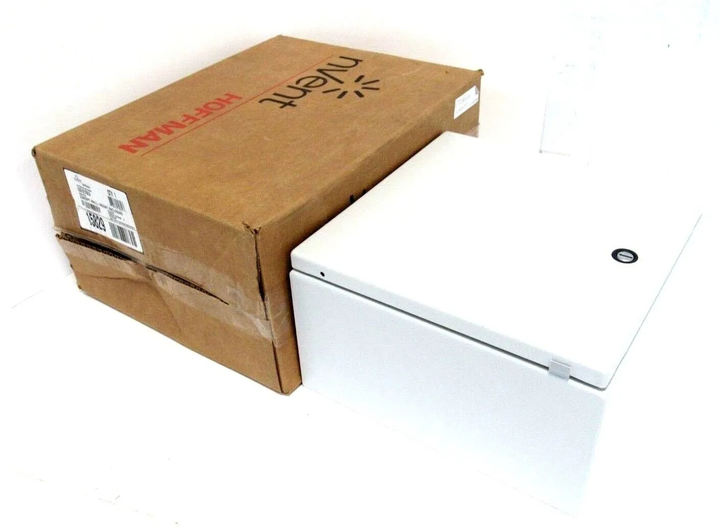 NEW NVENT CSD12126LG ENCLOSURE 12.00X12.00X6.00 15829