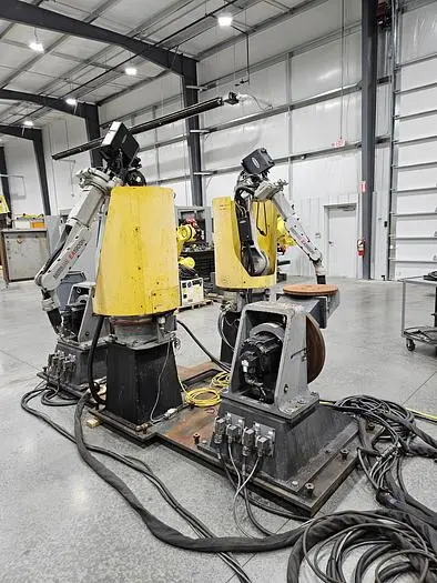 Used 2006 YASKAWA MOTOMAN EA1900N Robots Ohio US | Six Axis Solutions #397885