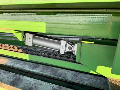 SIGNODE 20' HEAVY DUTY MATERIAL TRANSFER ARM. STOCK # 1008124