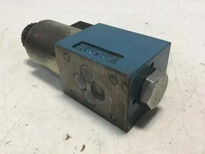 USED BOSCH 0 810 092 107