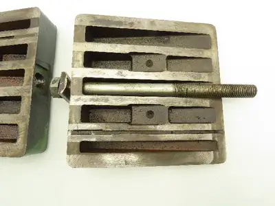 AirLoc Wedgmount Precision Machine Leveler Vibration Pad 8"x 8"x 3"H