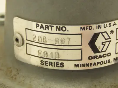 Graco 208-997 Low Pressure Corrosion Resistant Back Pressure Regulator w/Gauge