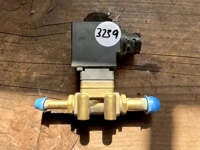 CAT® 4158186 (415-8186-03) VALVE SOLENOID - 24V