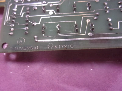 USED Universal Instruments 17211 REV D