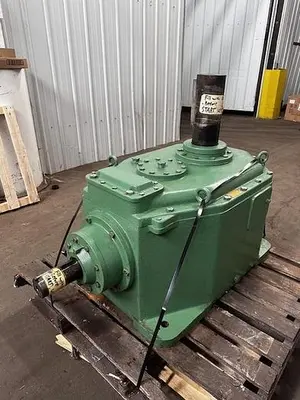 Amarillo 1712.5   Right Angle Double Reduction Cooling Tower Gearbox   Ratio 14.1