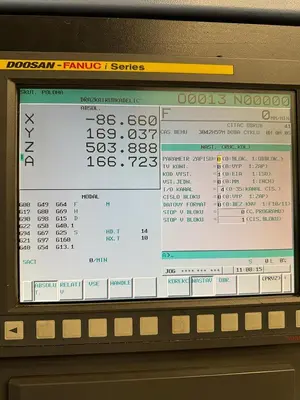 Used 2010 DOOSAN DNM 400 Vertical Machining Centers CZ | Amaron s.r.o. #1056727