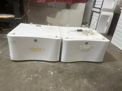 Used ELECTROLUX/FRIGIDAIRE PEDESTAL  SET Residential Appliances Michigan US | Miedema Asset Management Group #1322316