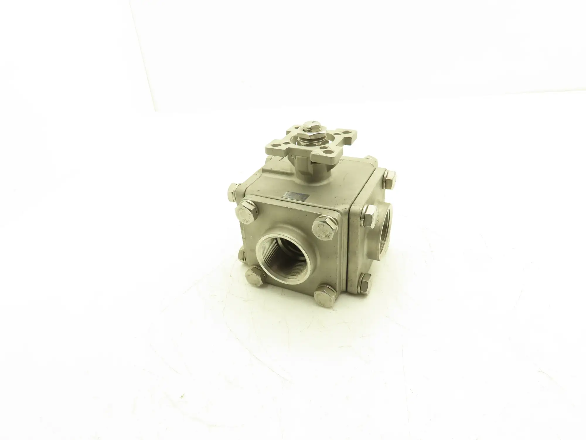 Dixon EG-3WL-015 Pneumatic Actuated Stainless Steel Ball Valve Only 1.5" 3 Way