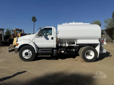 Used 2015 FORD F750 XL SD Water Trucks California US | Mittry Construction #1363449