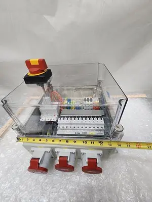 LEYBOLD OPTICS GMBH 10102522 , POWER DISTRIBUTION UNIT