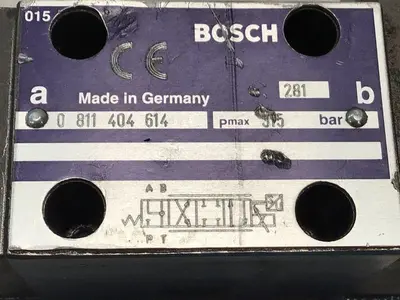 USED BOSCH 0 811 404 614