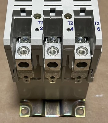 NEW Eaton CE15MN3