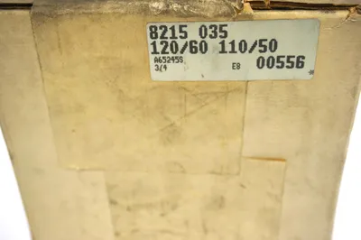 NEW SEALED ASCO 8215-035 VALVE 8215035
