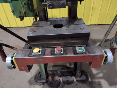 USED L&J 22