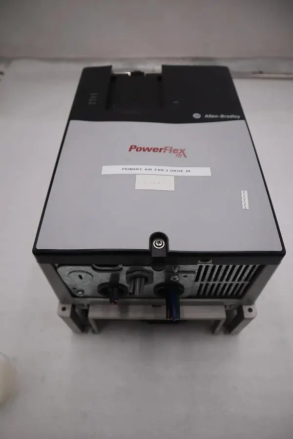 15 HP ALLEN BRADLEY 20AE017A0AYNNNC0 600V POWERFLEX 70 VFD DRIVE STOCK 1804B