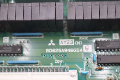 Mitsubishi MELSEC AY23/ BD625A946G54 Output Module STOCK 5296