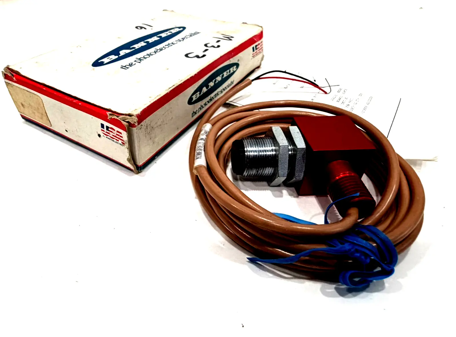 NEW BANNER SM71E PHOTOELECTRIC EMITTER
