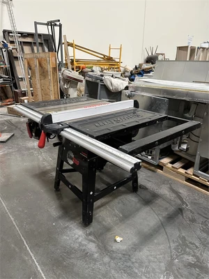 Used 2015 SAWSTOP CNS175 Woodworking Table Saws California US | MachineryMax #1477259