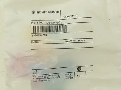 Schmersal BDF200-NH-11-LT-LT-LT-2875 Pushbutton Control Panel -Missing Buttons