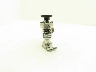 MDC KAV-100 Manual Pneumatic Angle Valve Vacuum Isolation 1" Connection