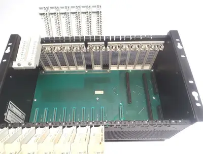Used Industrial Solid State Controls I/O 12 Slot Expansion Rack PLC Chassis Michigan US | Maverick Industrial Sales #1411532